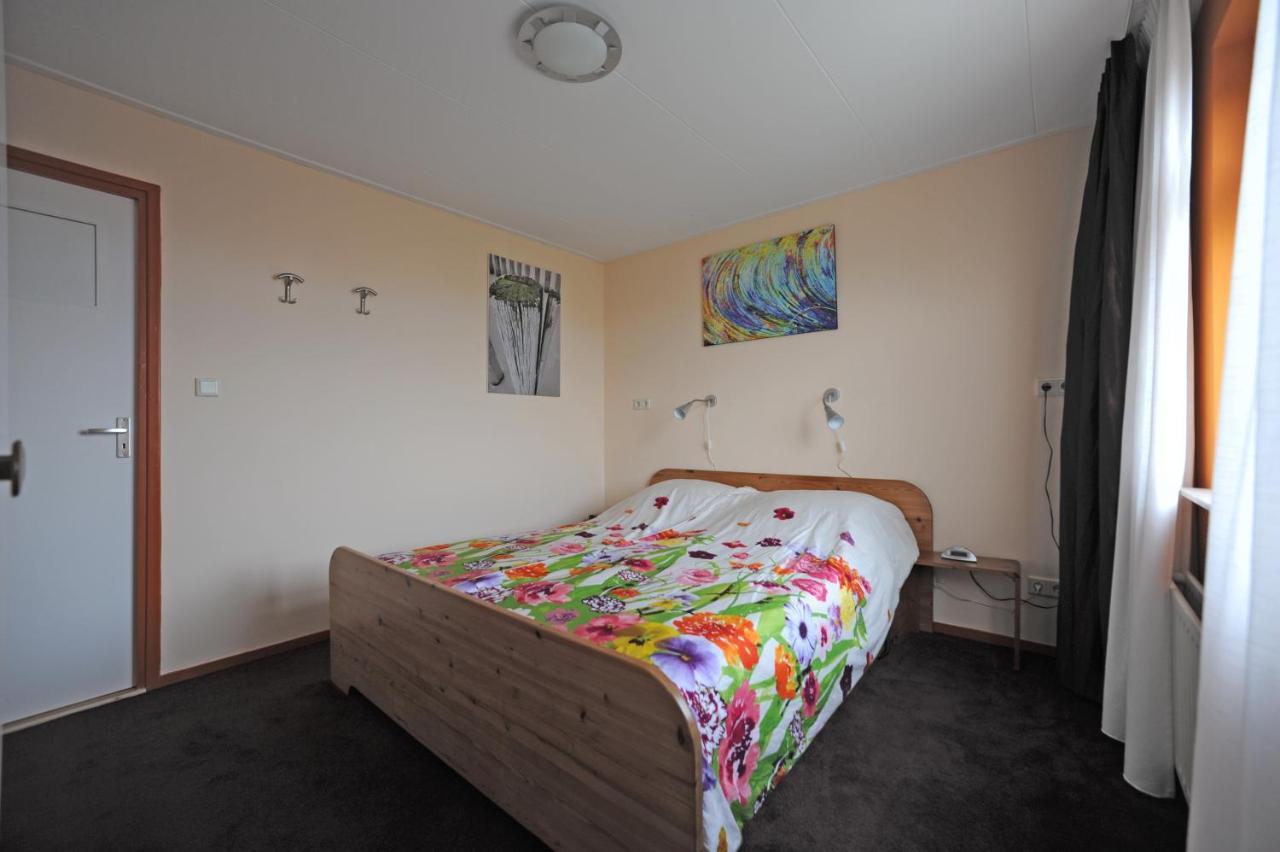 De Westkant Apartment เวชต์คาเปลเล ภายนอก รูปภาพ
